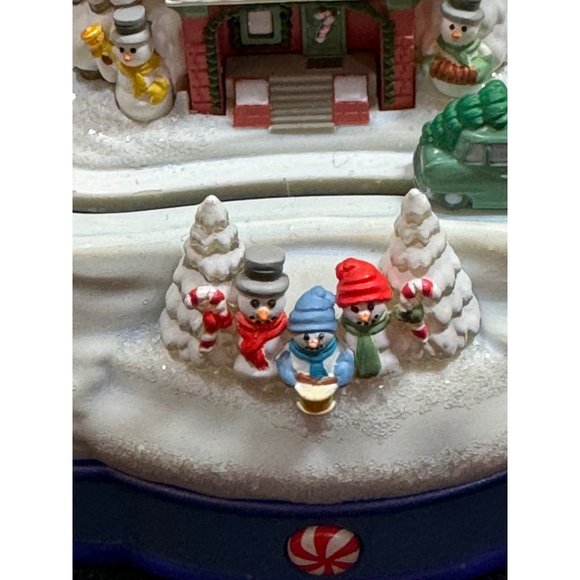 2007 Candy Cane Lane (Candy Cane Lane) Hallmark Keepsake Christmas Tree - Picture 9 of 15